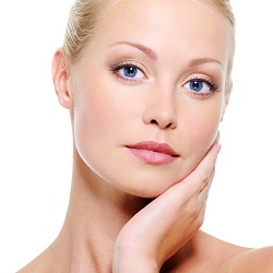 Look Younger with Facelift